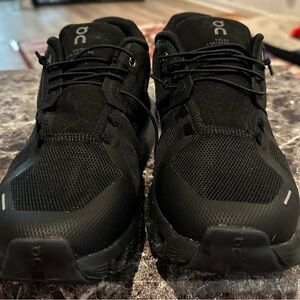 On Running Men’s Black Trail Running Shoes